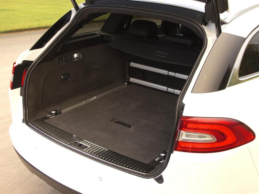  Jaguar XF Sportbrake 2012 года  (UK) (фото 8 из 13)